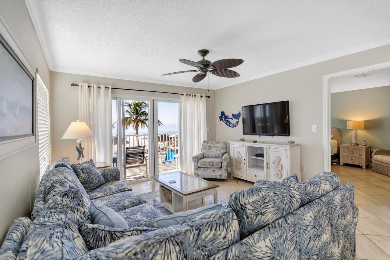 106 Beach Place Condos St. Pete Beach Exterior photo
